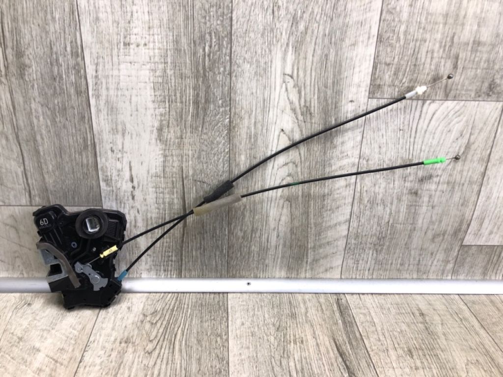 69040-42250 | Замок двері передн. лів. TOYOTA RAV4 13-19