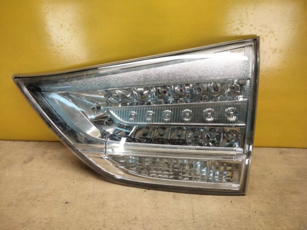 8158008020 | Фонарь наружный прав. TOYOTA SIENNA 11-16