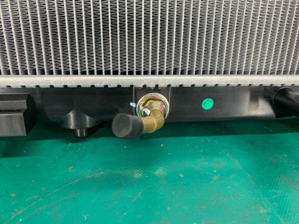 16041-0P210 | Радіатор основний LEXUS RX350/450 09-15 - Фото 4