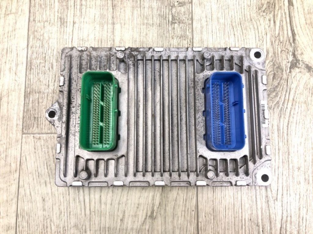 68258 531AA | Блок керування двигуном JEEP CHEROKEE 14-