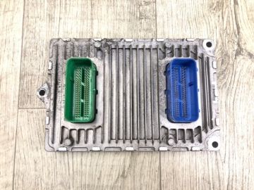 Блок керування двигуном JEEP CHEROKEE 14-
