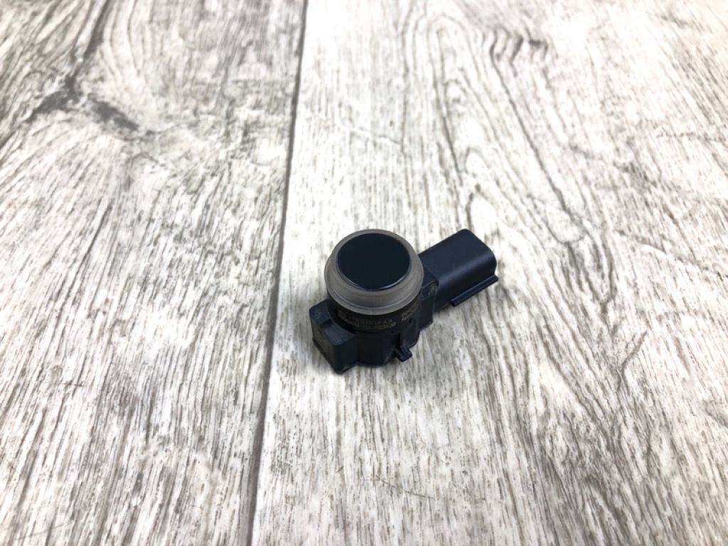 1TK84 TZZAA | Датчик парктроника JEEP CHEROKEE 14-