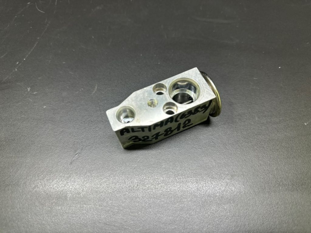 92200-6GU0A | Клапан кондиционера NISSAN ALTIMA 19-