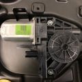 68227 459AA | Стеклоподъемник задн. лев. JEEP CHEROKEE 14- - Превью 3