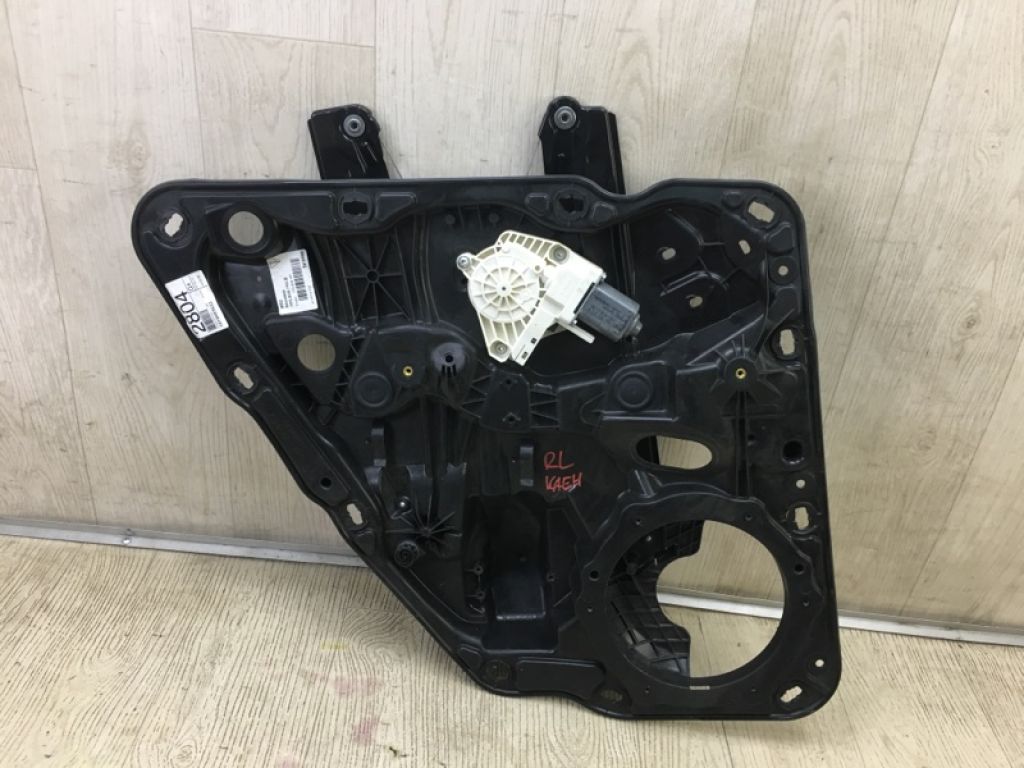 958 533 461 00 | Склопідйомник задн. лів. PORSCHE CAYENNE 10-18