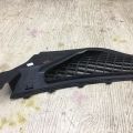 958 572 729 00 | Пластик під лобове скло / Жабо прав. PORSCHE CAYENNE 10-18 - Прев'ю 4