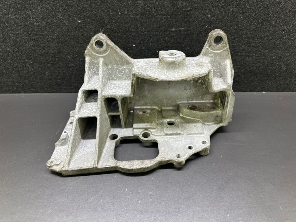 11254-9SC0A | Кронштейн опори двигуна NISSAN NV200 USA 13-