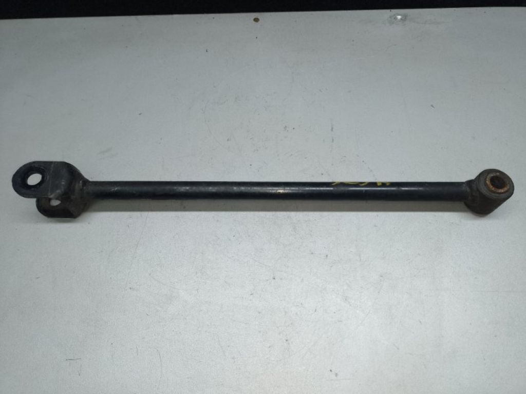 48710-33070 | Важіль задньої підвіски поперечний LEXUS ES300 ES330 01-06