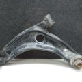 48069-59135 | Рычаг передней подвески нижний лев. TOYOTA PRIUS C/AQUA 11-14