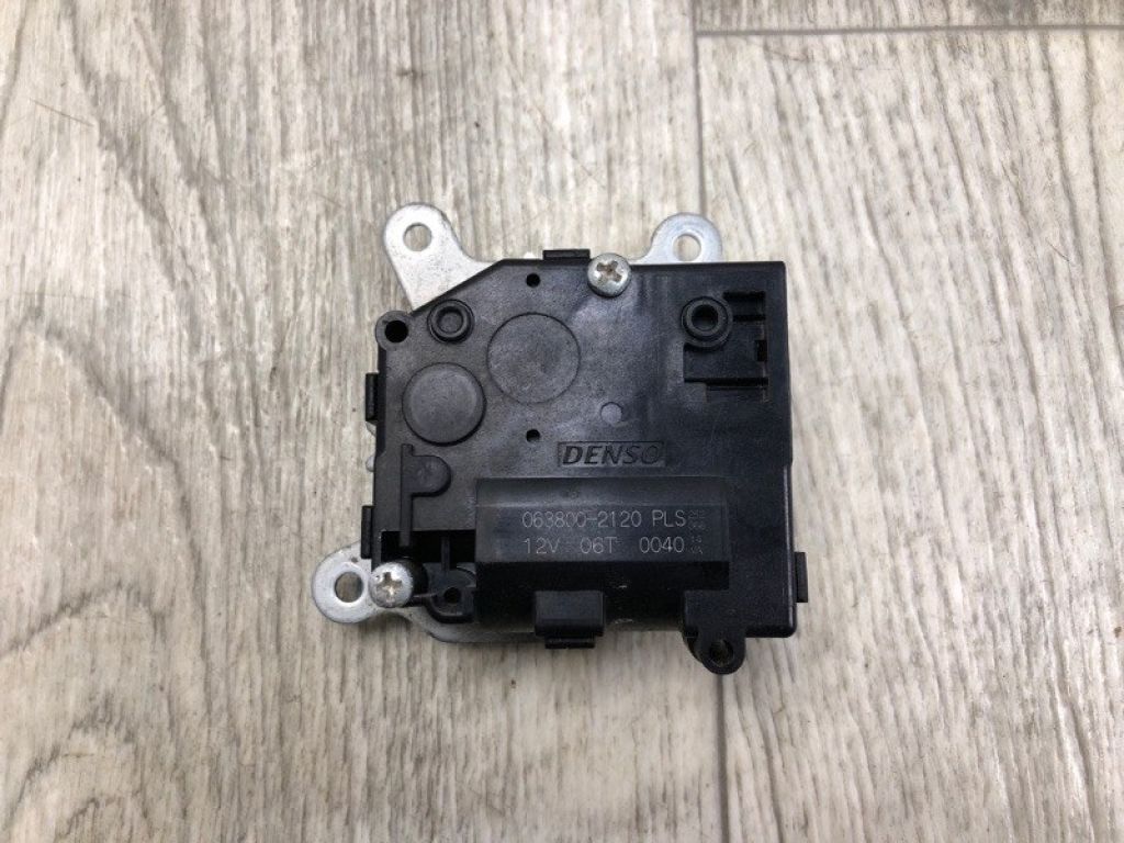 8710647170 | Моторчик заслонки печки TOYOTA RAV4 13-19