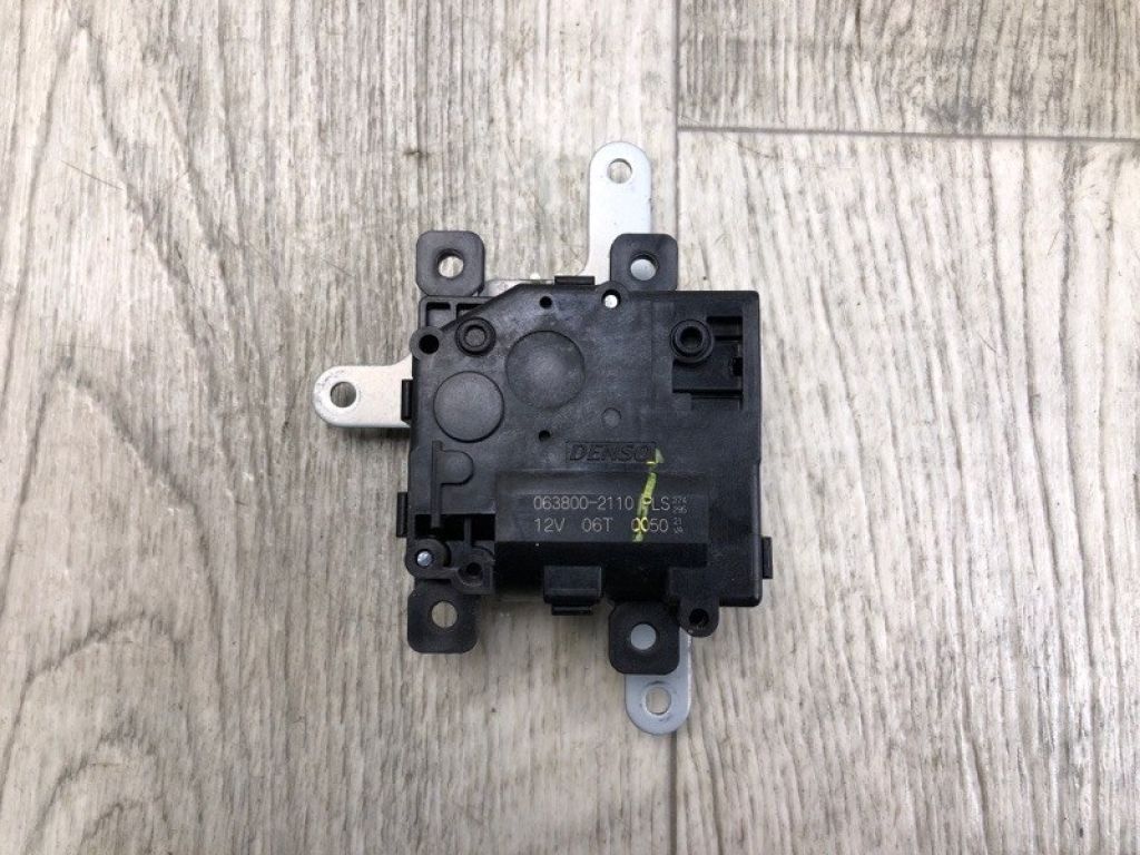 8710675010 | Моторчик заслонки печки TOYOTA RAV4 13-19
