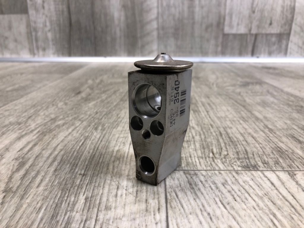 8851530780 | Клапан кондиционера TOYOTA RAV4 13-19