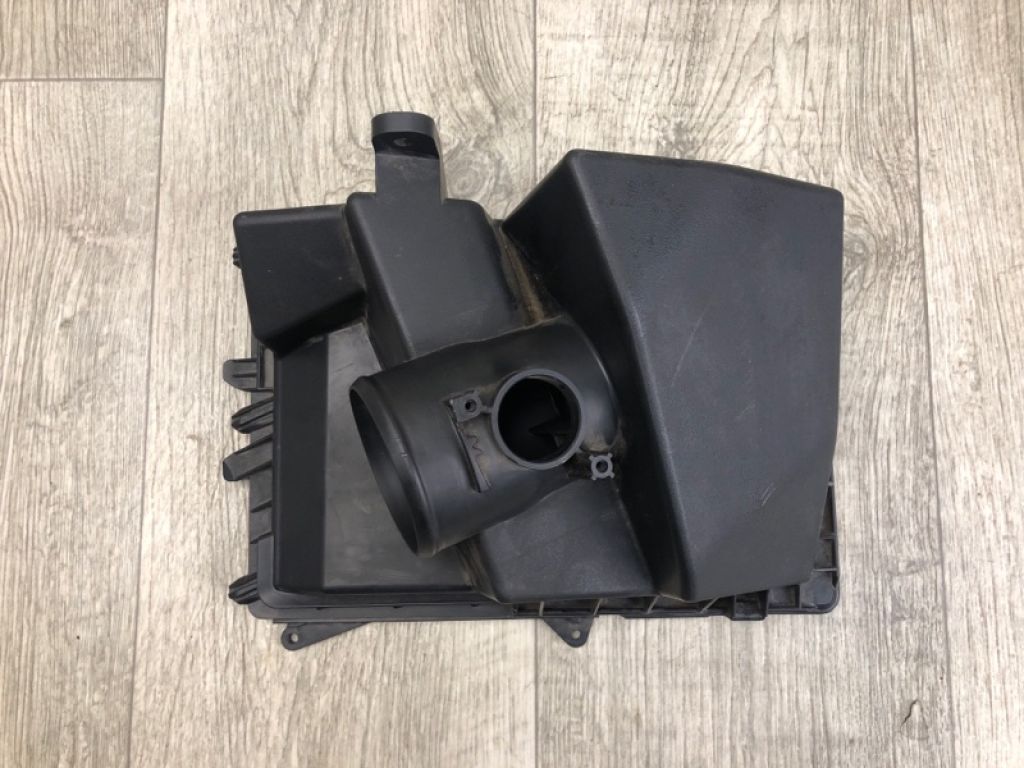 LF8J-13-Z01A | Корпус повітряного фільтра MAZDA 3 BL 09-13 - Фото 2