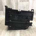 BBM2-56-980E | Полиця акумулятора MAZDA 3 BL 09-13 - Прев'ю 2
