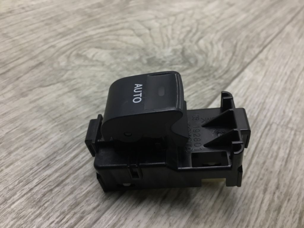 84810-33120 | Кнопка стеклоподъемника передн. прав. TOYOTA CAMRY 50 12-15 - Фото 2