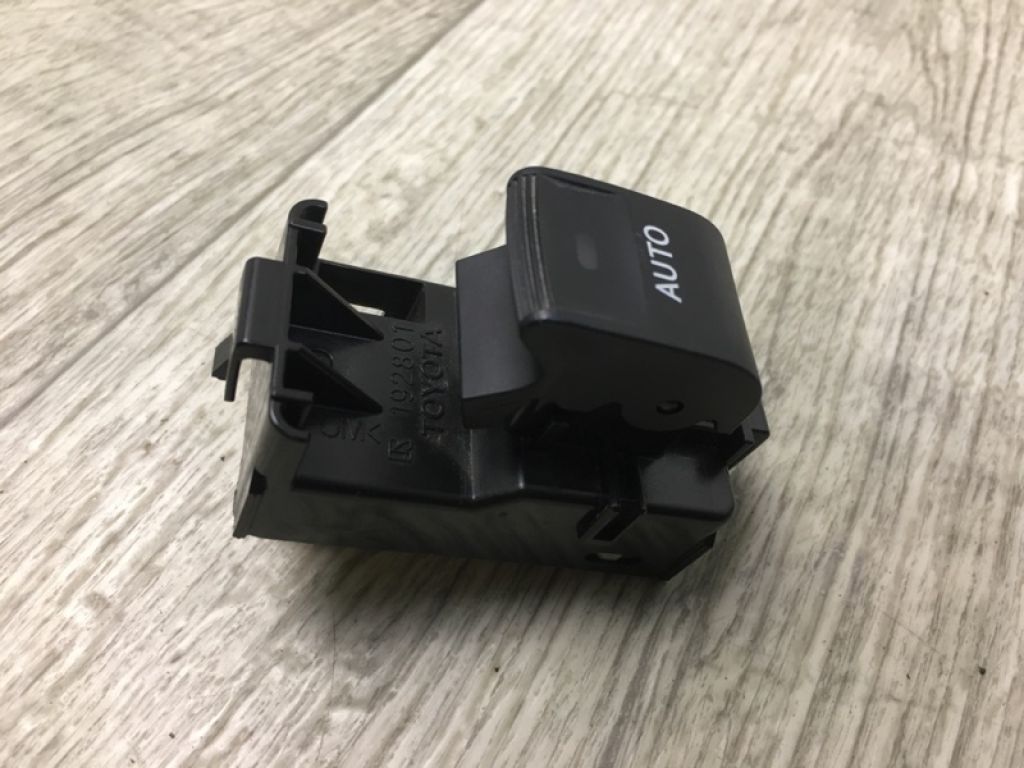 84810-33120 | Кнопка стеклоподъемника передн. прав. TOYOTA CAMRY 50 12-15 - Фото 3