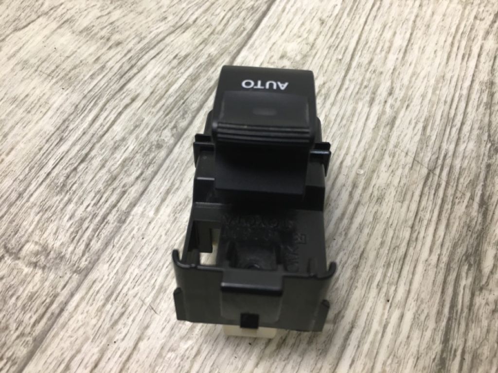 84810-33120 | Кнопка стеклоподъемника передн. прав. TOYOTA CAMRY 50 12-15 - Фото 4