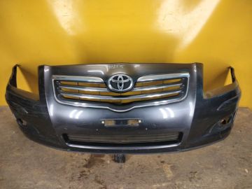 Бампер передній TOYOTA AVENSIS 03-08