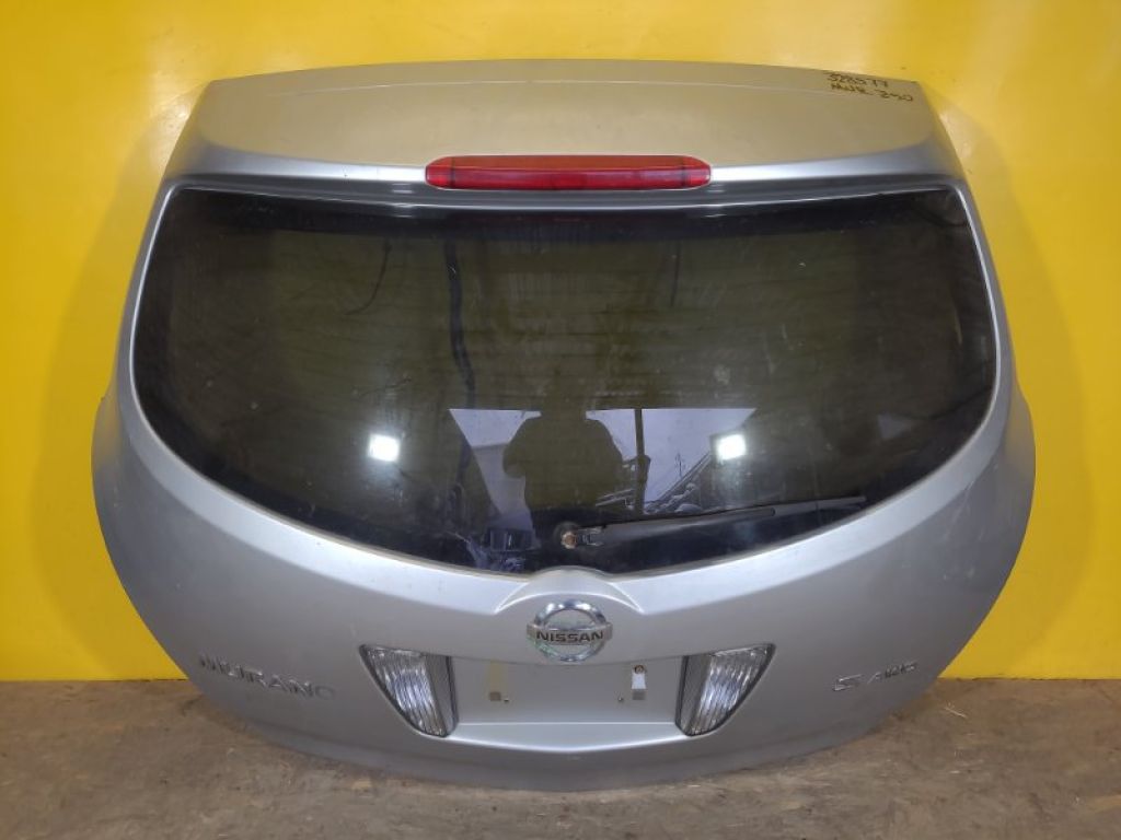 90100-CB80D | Кришка багажника NISSAN MURANO Z50 02-07