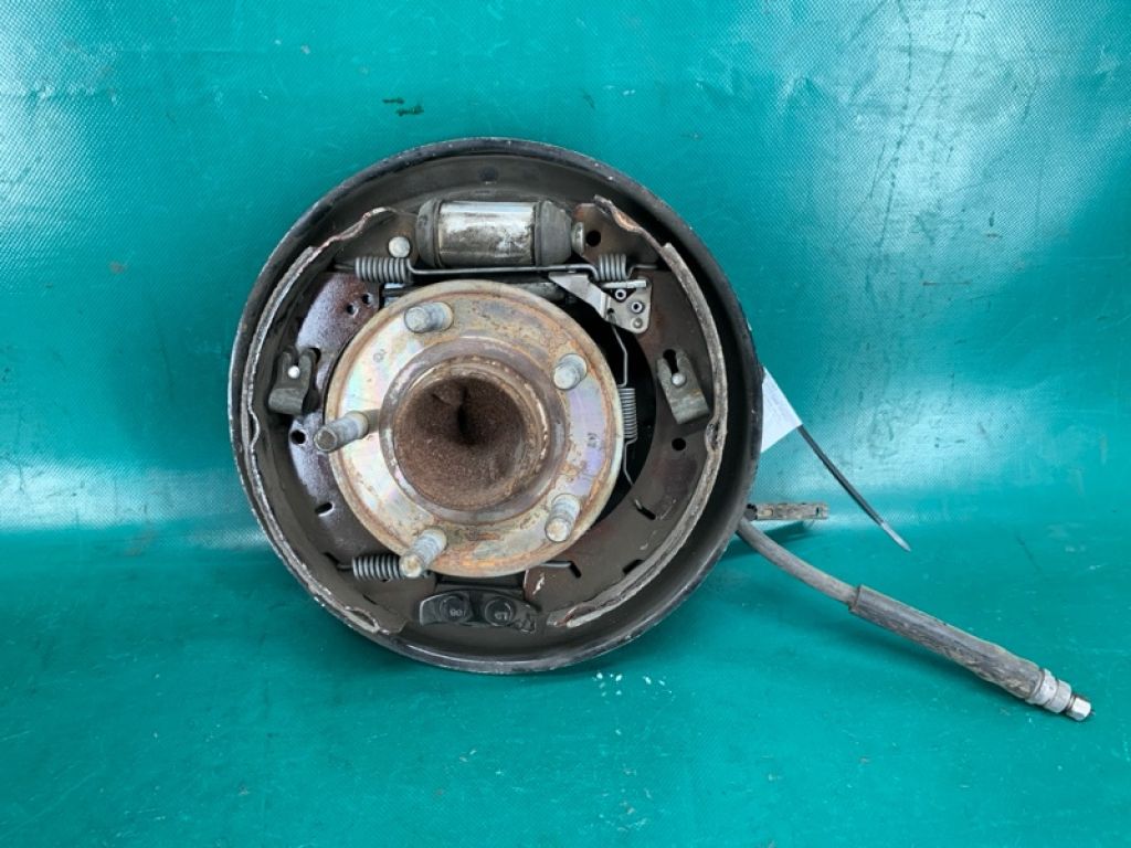 BV6Z-1104-B | Маточина колеса задн. FORD FOCUS 10-18