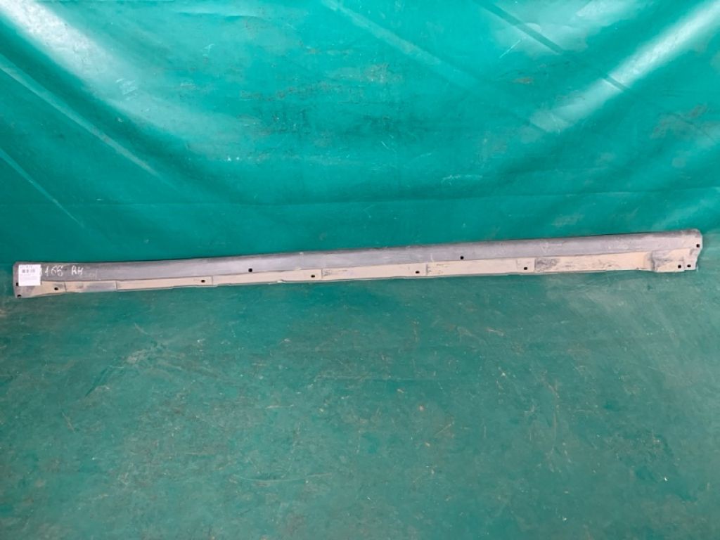 75851-33050 | Накладка порога наружная прав. TOYOTA CAMRY 30 02-06