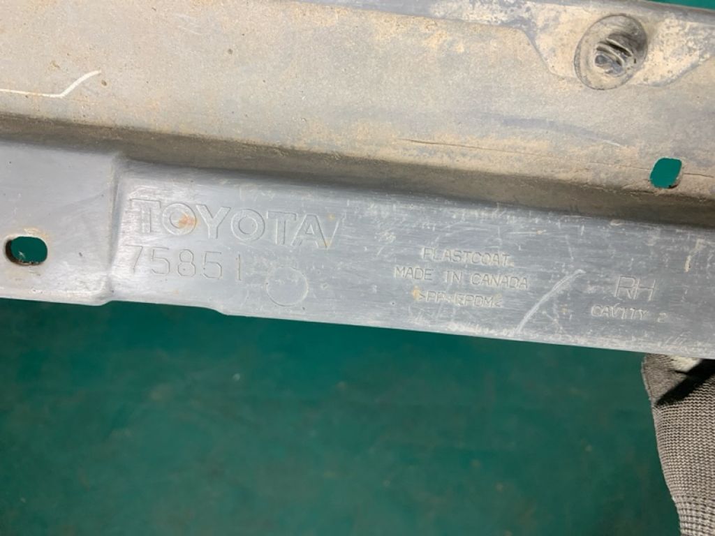 75851-33050 | Накладка порога наружная прав. TOYOTA CAMRY 30 02-06 - Фото 9