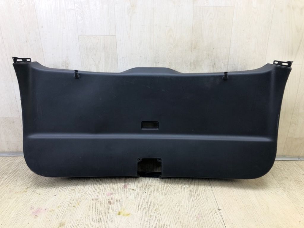 LJ6Z-7842906-AA | Обшивка кришки багажника FORD ESCAPE 19 -