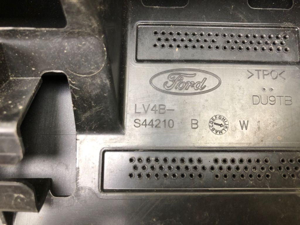 LJ6Z-7844210-ALPTM | Спойлер кришки багажника FORD ESCAPE 19 - - Фото 7