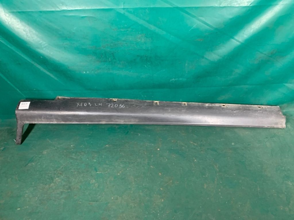 T00151PR1 | Накладка порогу зовнішня лів. MAZDA XEDOS 9 X9 (TA) 93-02