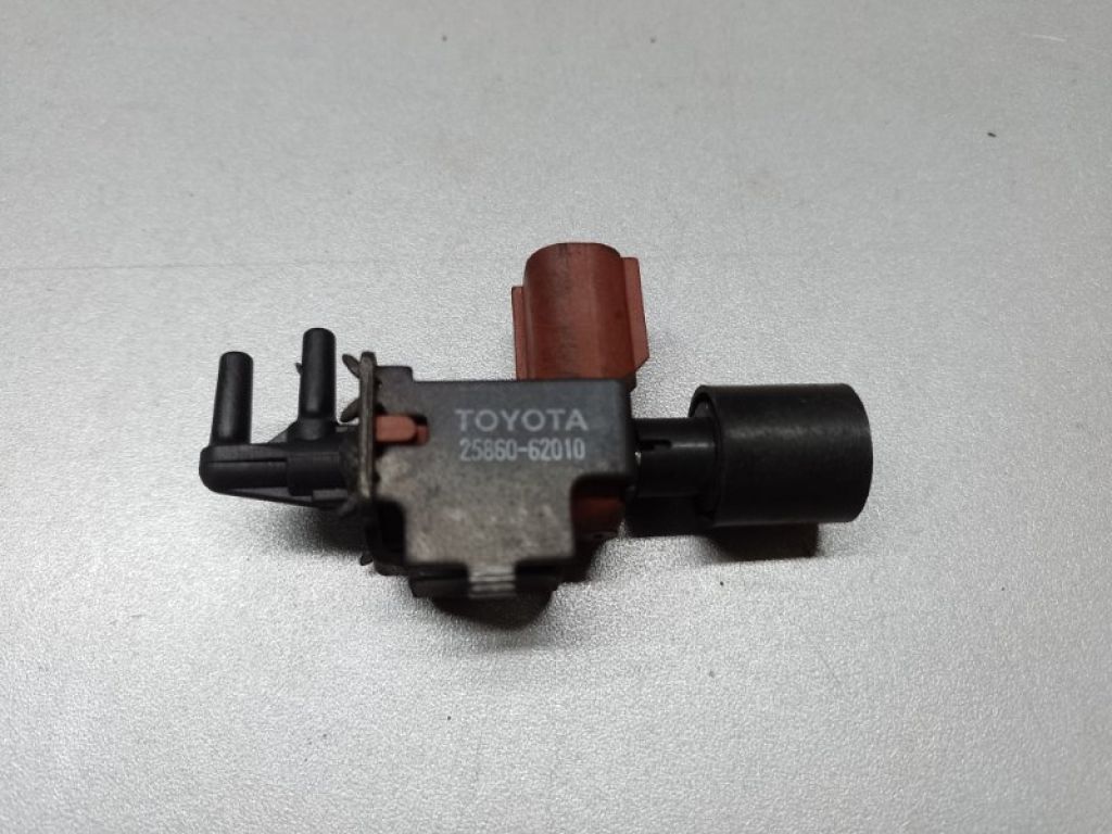 25860-62010 | Клапан електромагнітний (вакуумний) LEXUS ES300 ES330 01-06