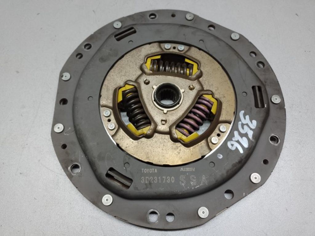 31270-52010 | Диск сцепления TOYOTA PRIUS C/AQUA 11-14