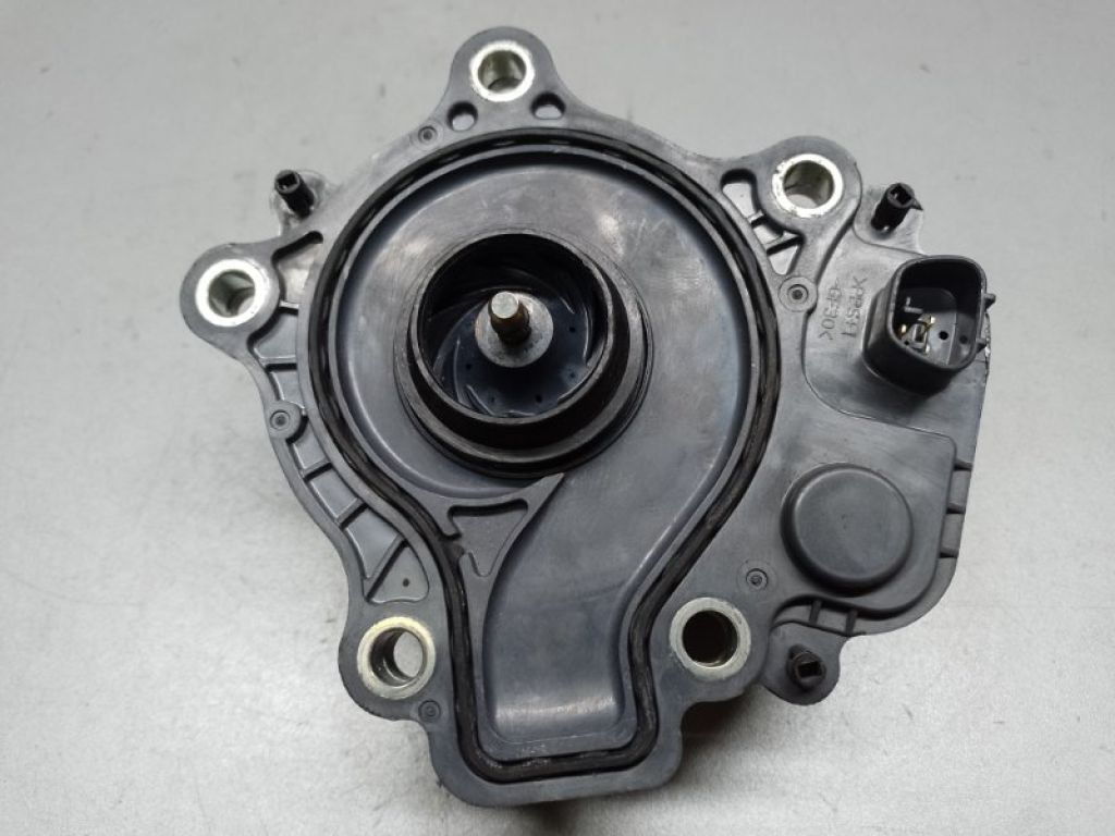 161A0-29015 | Помпа охлаждения электрическая TOYOTA PRIUS C/AQUA 11-14