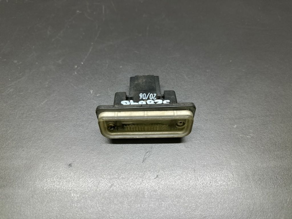 A 203 820 02 56 | Подсветка номера MERCEDES E-CLASS W211 02-09