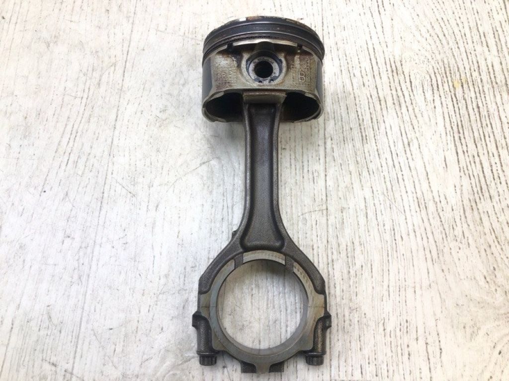 121005CA0A | Шатун INFINITI Q50 15-20