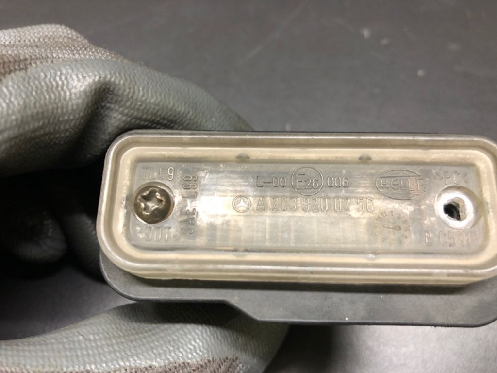 A 203 820 02 56 | Подсветка номера MERCEDES E-CLASS W211 02-09 - Фото 4