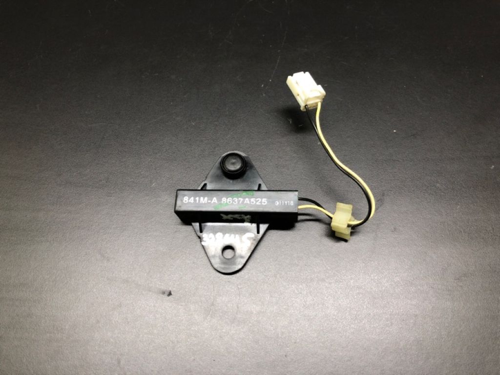 8637A525 | Антена MITSUBISHI ASX / OUTLANDER SPORT 10-21