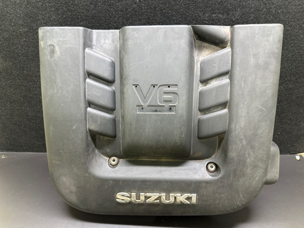 13170-66J00 | Накладка двигателя декоративная SUZUKI GRAND VITARA 05-15