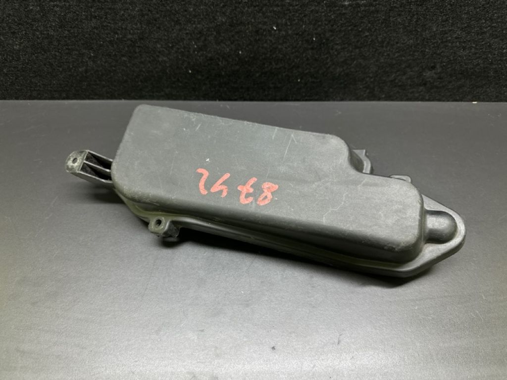 82774-30050 | Кришка блоку запобіжників LEXUS GS350 GS300 05-11 - Фото 2