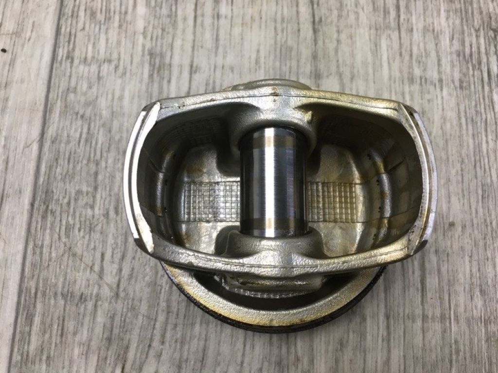 1310137120 | поршень TOYOTA PRIUS - 30 09-17 - Фото 2