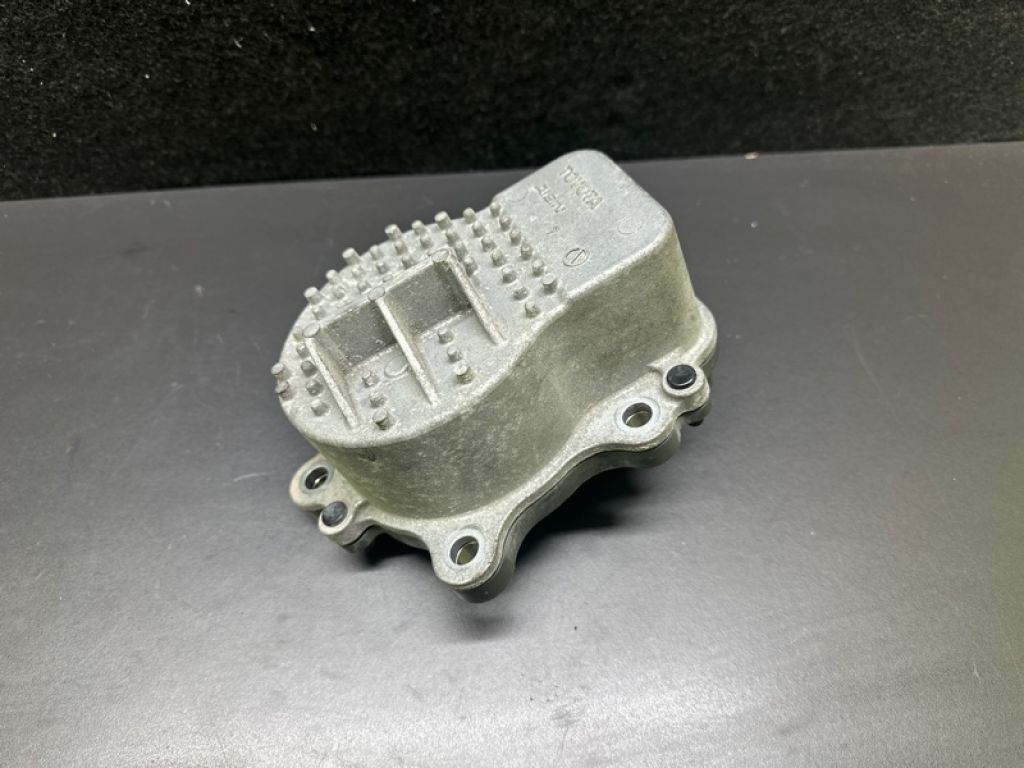 161A0-29015 | Помпа охолодження електрична TOYOTA PRIUS - 30 09-17 - Фото 4