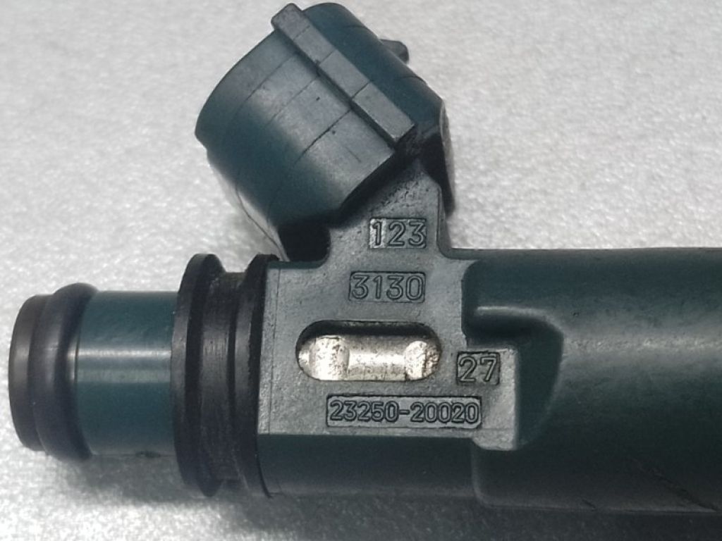 23209-20020 | Форсунка топливная LEXUS RX300 98-03 - Фото 3