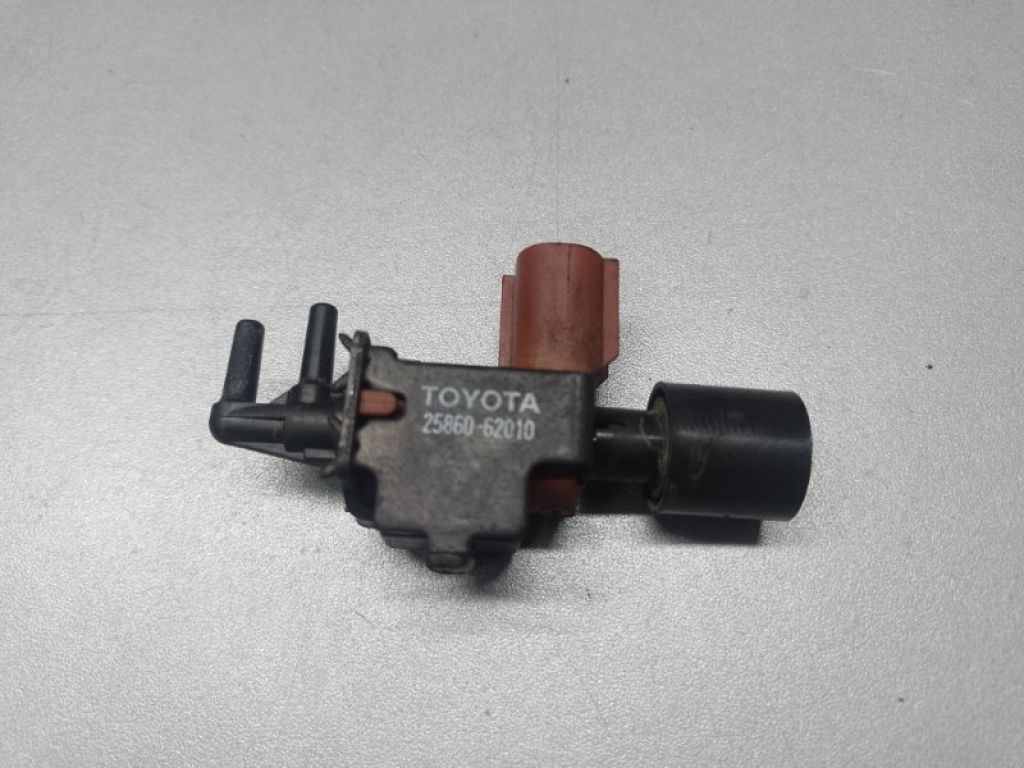 25860-62010 | Клапан электромагнитный (вакуумный) LEXUS RX300 98-03