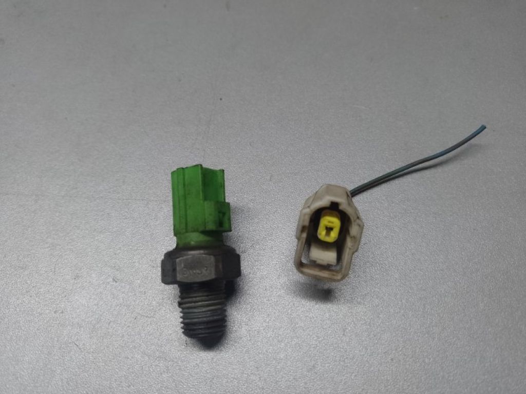 BE8Z-9278-A | Датчик тиску олії ДВЗ FORD FOCUS 10-18