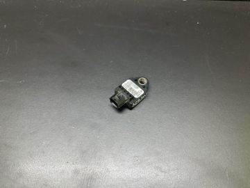 Датчик удара передн. MITSUBISHI OUTLANDER XL 05-13