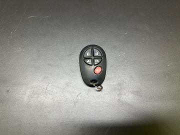 Брелок сигнализации TOYOTA SIENNA 11-16