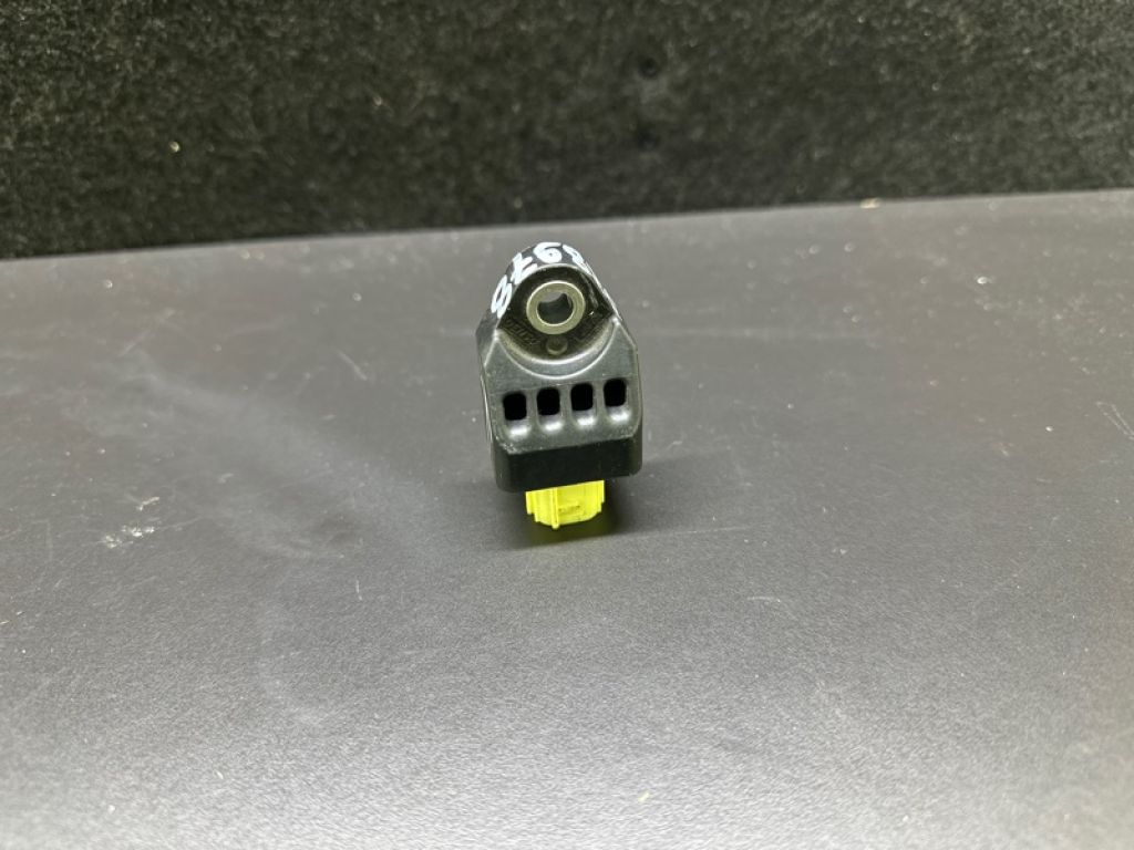 89831-21010 | Датчик удару TOYOTA PRIUS - 30 09-17