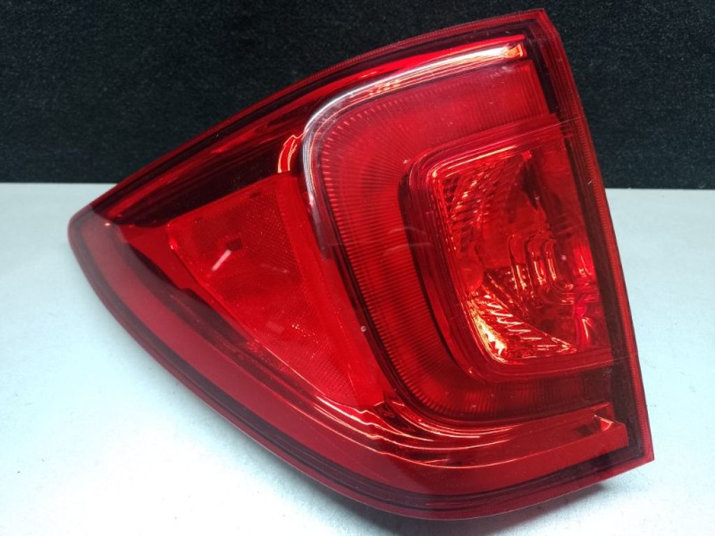 33550-TG7-A01 | Ліхтар зовнішній задн. лів. HONDA PILOT 15-