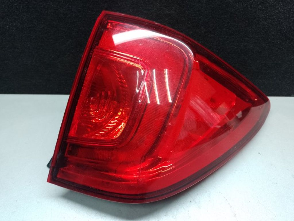 33500-TG7-A01 | Ліхтар зовнішній задн. прав. HONDA PILOT 15-