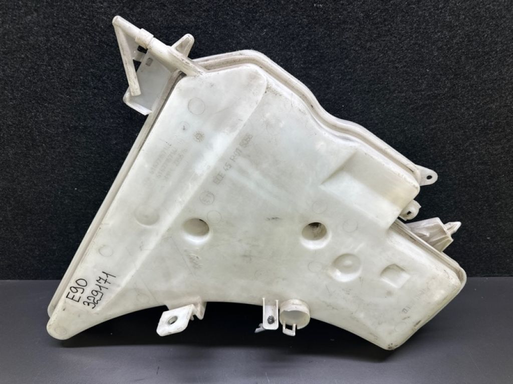 61 67 7 157 145 | Бачок омивача BMW 3 SERIES (E90-E93) 2005–2014 - Фото 2