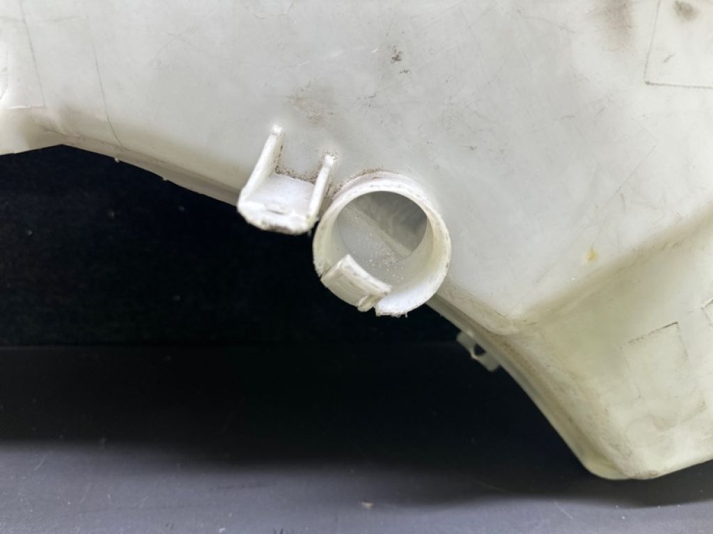 61 67 7 238 668 | Бачок омывателя BMW 3 SERIES (E90-E93) 2005–2014 - Фото 4